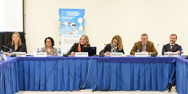 Debate entre las escuelas de pacientes y el Ministerio de Sanidad.