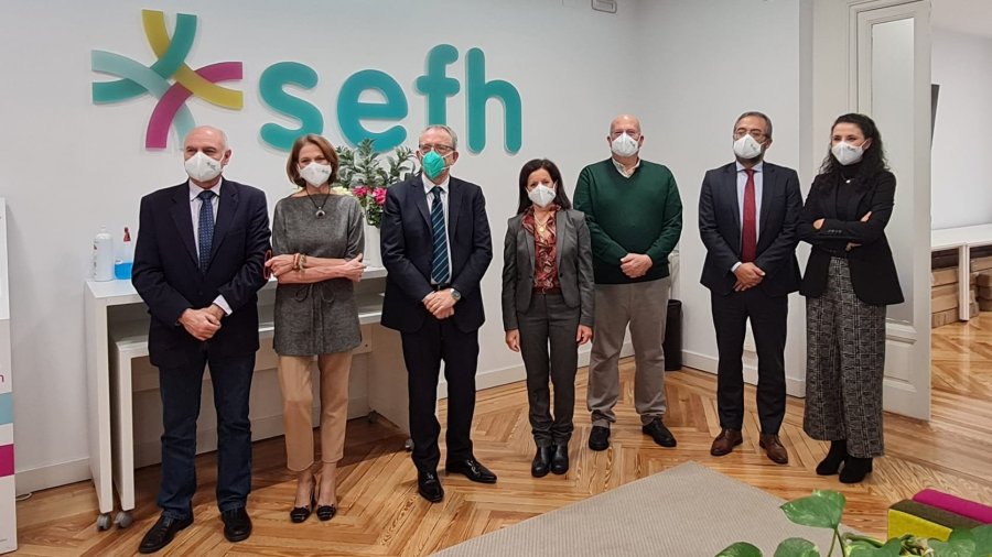  Comité Asesor de Pacientes de la SEFH.