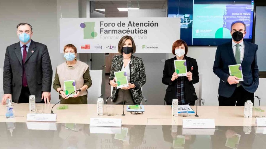 Presentación del documento sobre competencias del farmacéutico en servicios asistenciales.