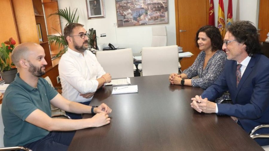 La reunión se ha mantenido en el Colegio Oficial de Farmacéuticos de la Región de Murcia.