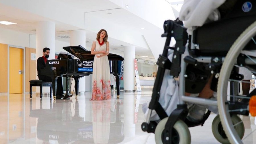 Fundación Músicos por la Salud en un hospital. 