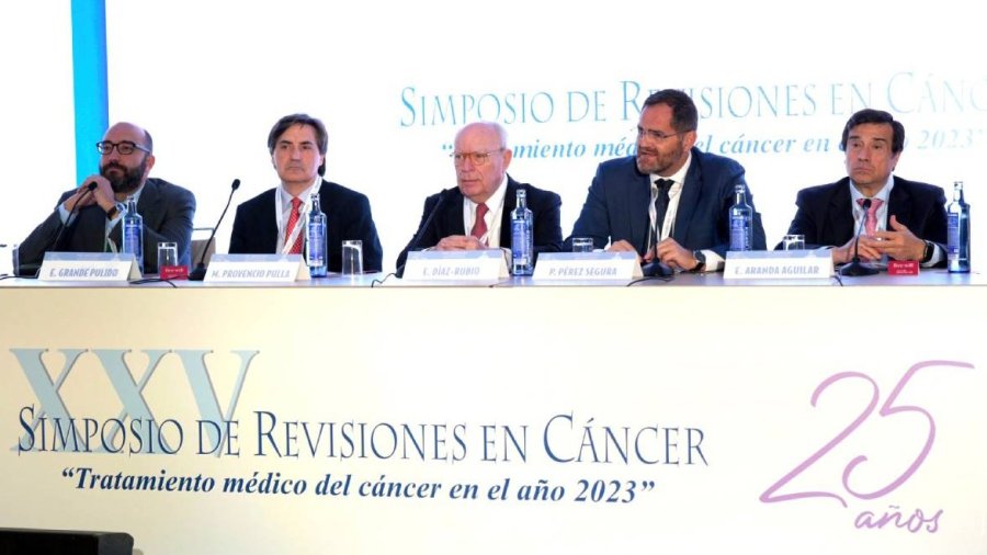 Simposio de Revisiones en Cáncer.