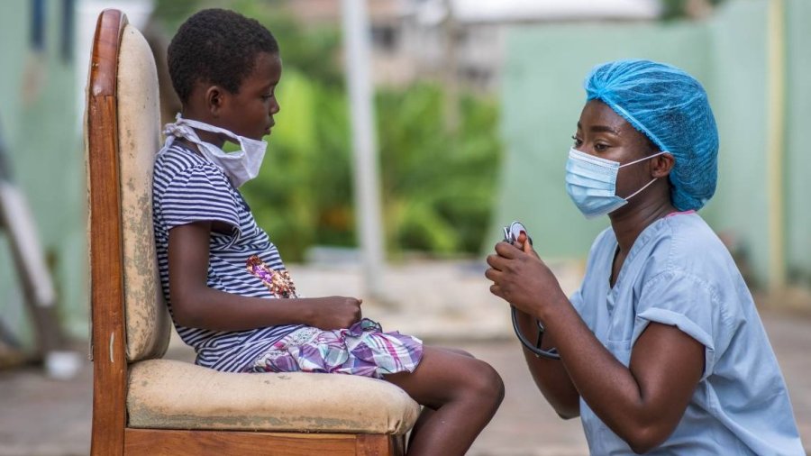 Farmacia hospitalaria en Senegal. 