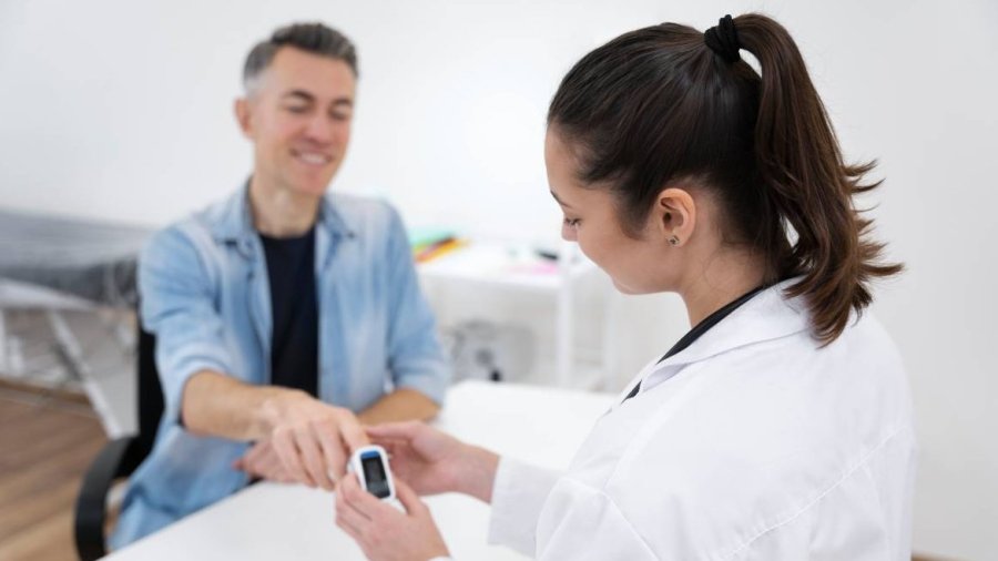 Pacientes crónicos con diabetes tipo 2.