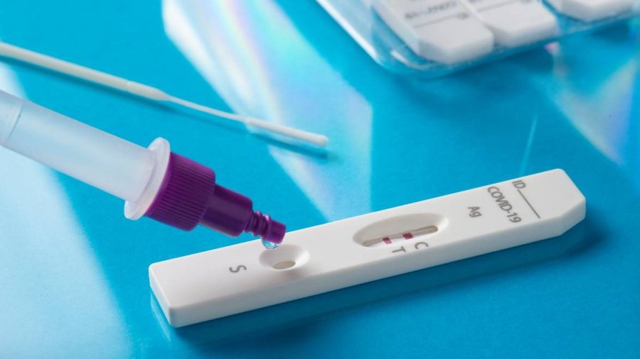 test de autodiagnóstico embarazo o COVID-19
