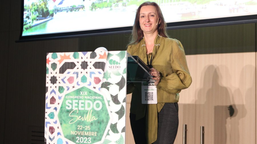 La doctora Andreea Ciudin, integrante de la junta directiva de SEEDO.