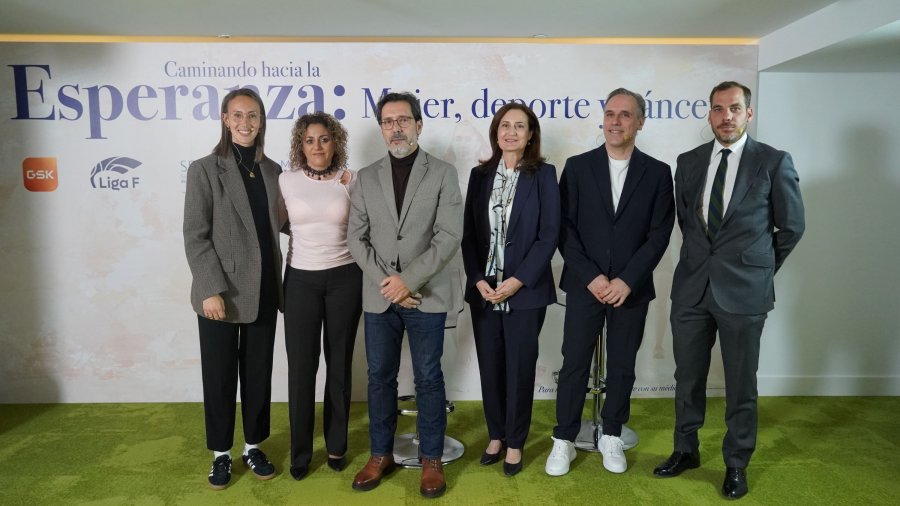 Virginia Torrecilla, Beatriz Álvarez, César Rodríguez, Cristina Henríquez de Luna, Marcelo Ruz y Javier Núñez en la presentación del documental Camino a la Esperanza.