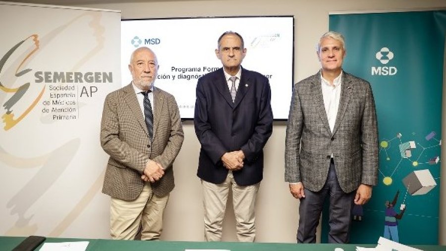 Dr. Alfonso Barquilla SEMERGEN, Dr. José Polo García SEMERGEN, y el Dr. Joaquín Mateos, MSD.
