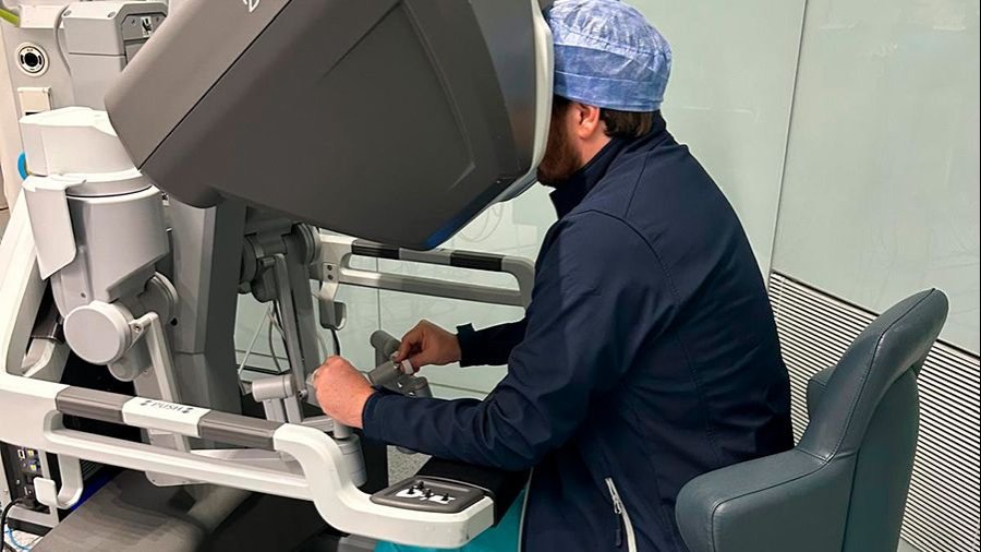 Dr. Raúl Martos
