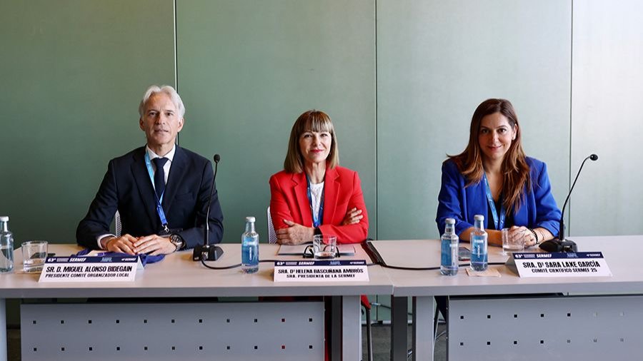 Miguel Alonso Bidegain, Helena Bascuñana y Sara Laxe