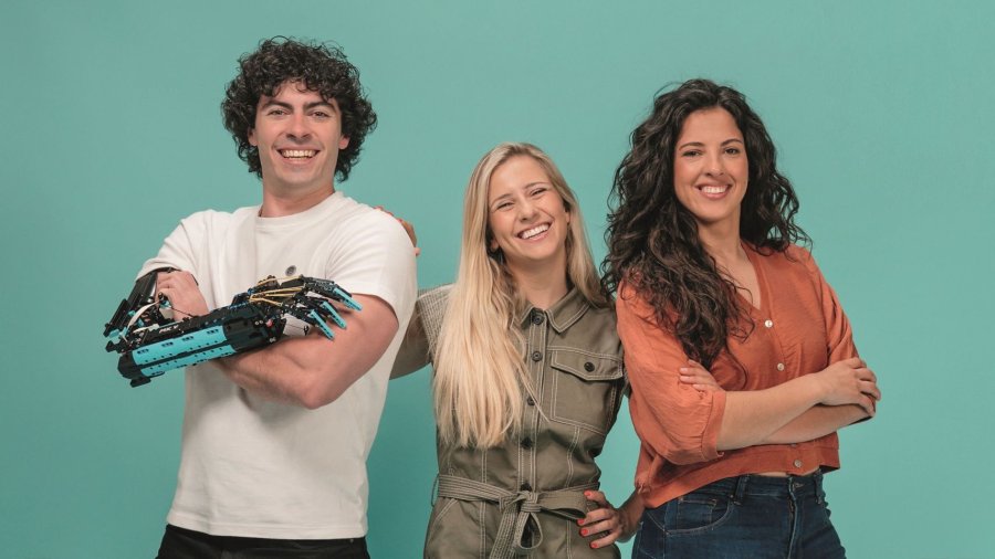 David Aguilar, Desirée Vila y Lydia Sempere embajadores Fundación Adecco