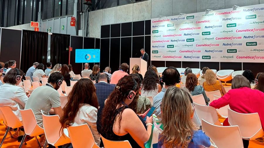 Afepadi-Nutraforum-2025-presentacion estudio medicos AP