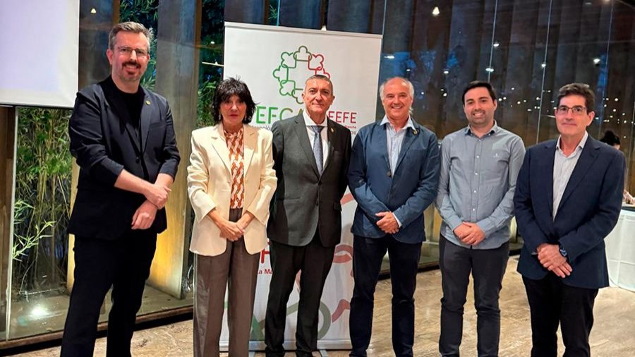 De izda a dcha Álvaro Carmena, Marta Arteta, Mariano González, Alfredo Carvajal, Jesús de la Rubia, José María Celis