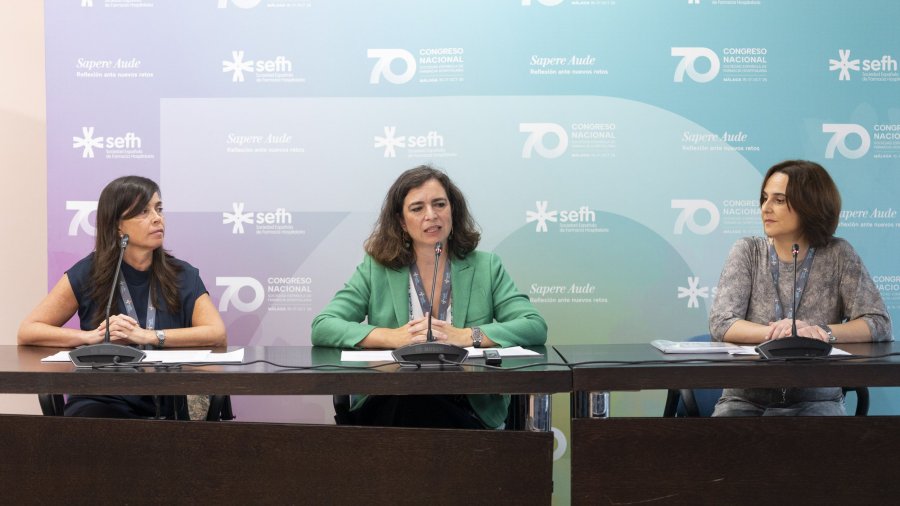 De Izquierda a derecha: Begoña Tortajada, Cecilia Martínez y Marga Garrido