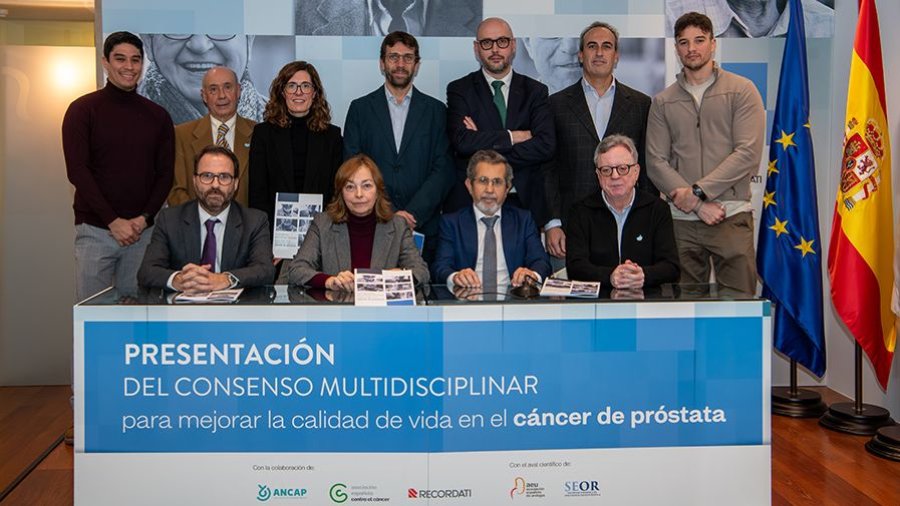 Foto Presentación AEU Foto Presentación AEU