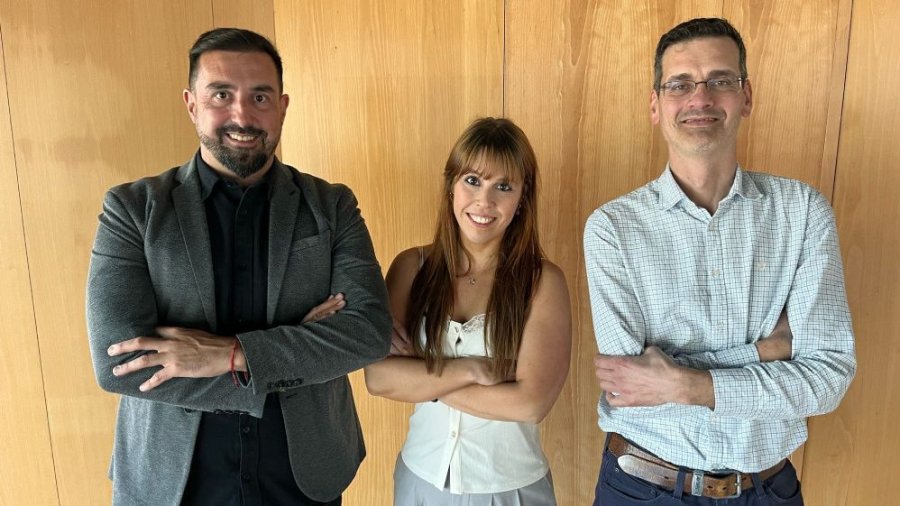 De izq a dch. David Calvo, Uxía Fdez Paz y Tubén Nogueiras.Foto: Bioga