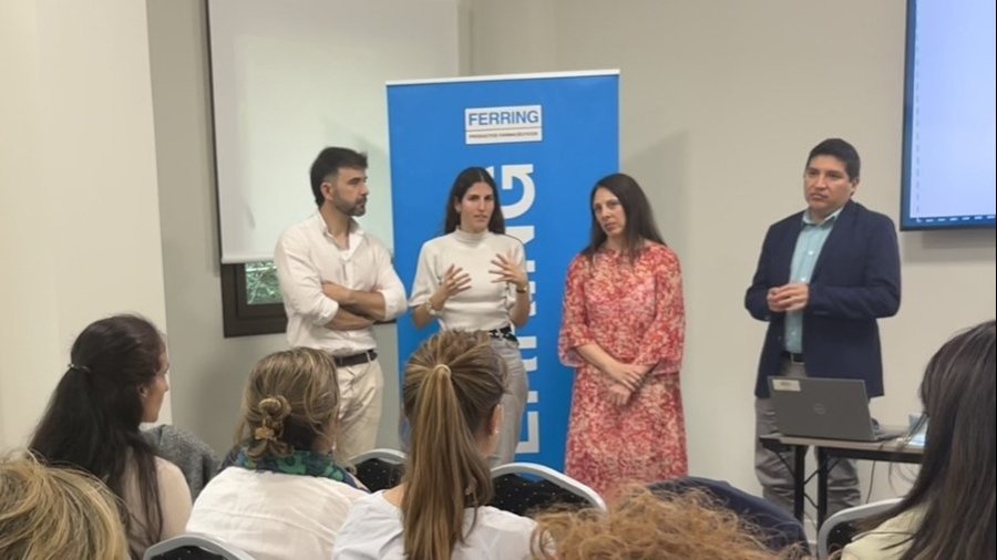 Pediatras reunidos en Donostia. Foto: FERRING